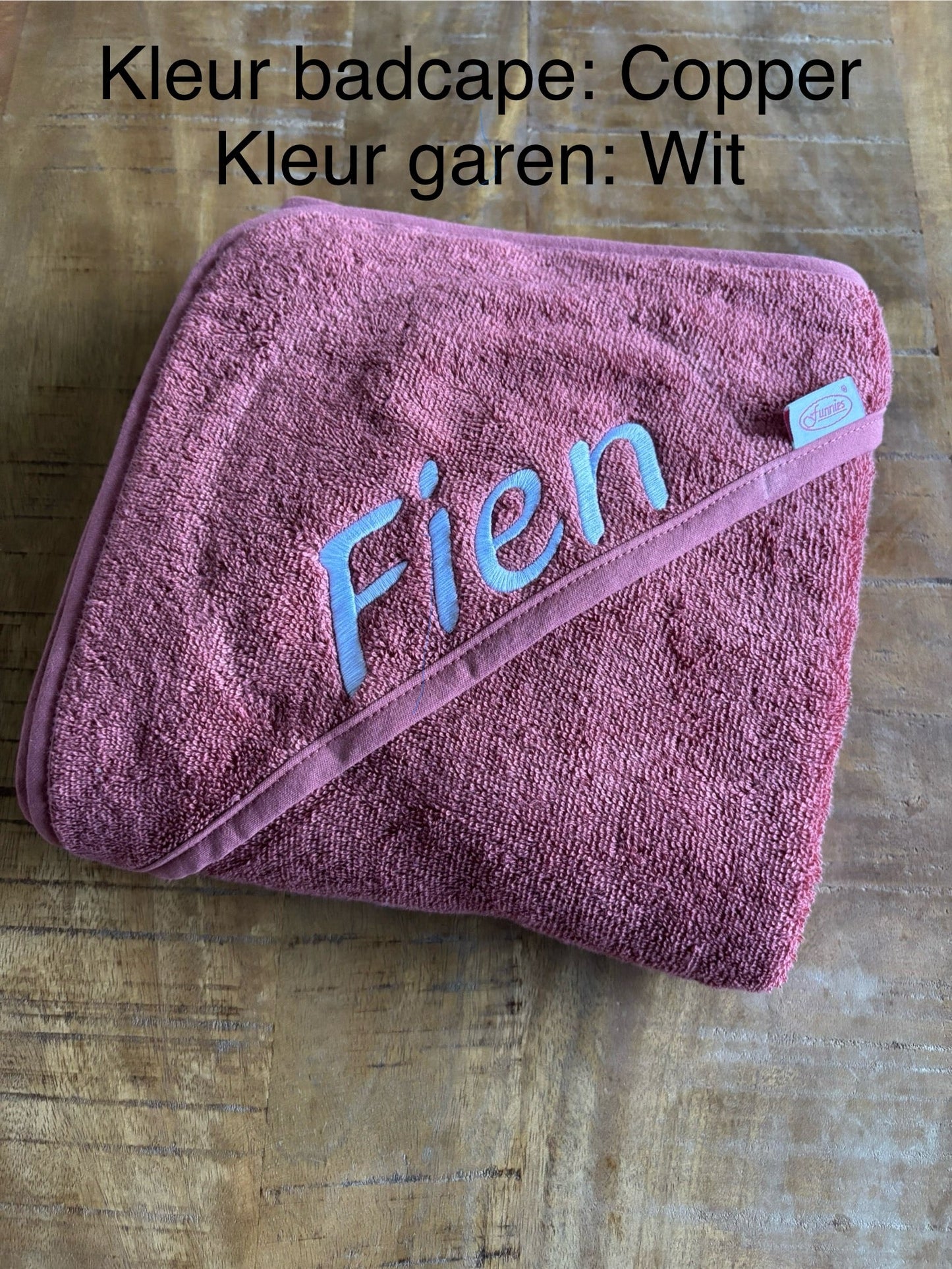 Luxe Badcape met Geborduurde Naam – Comfort & Persoonlijke Touch ByMVcrafts