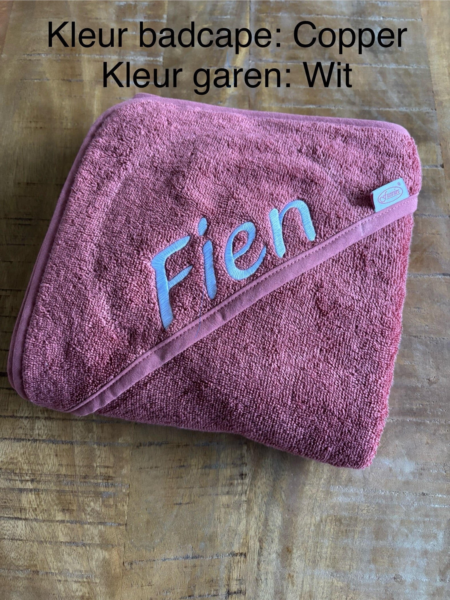 Luxe Badcape met Geborduurde Naam – Comfort & Persoonlijke Touch ByMVcrafts