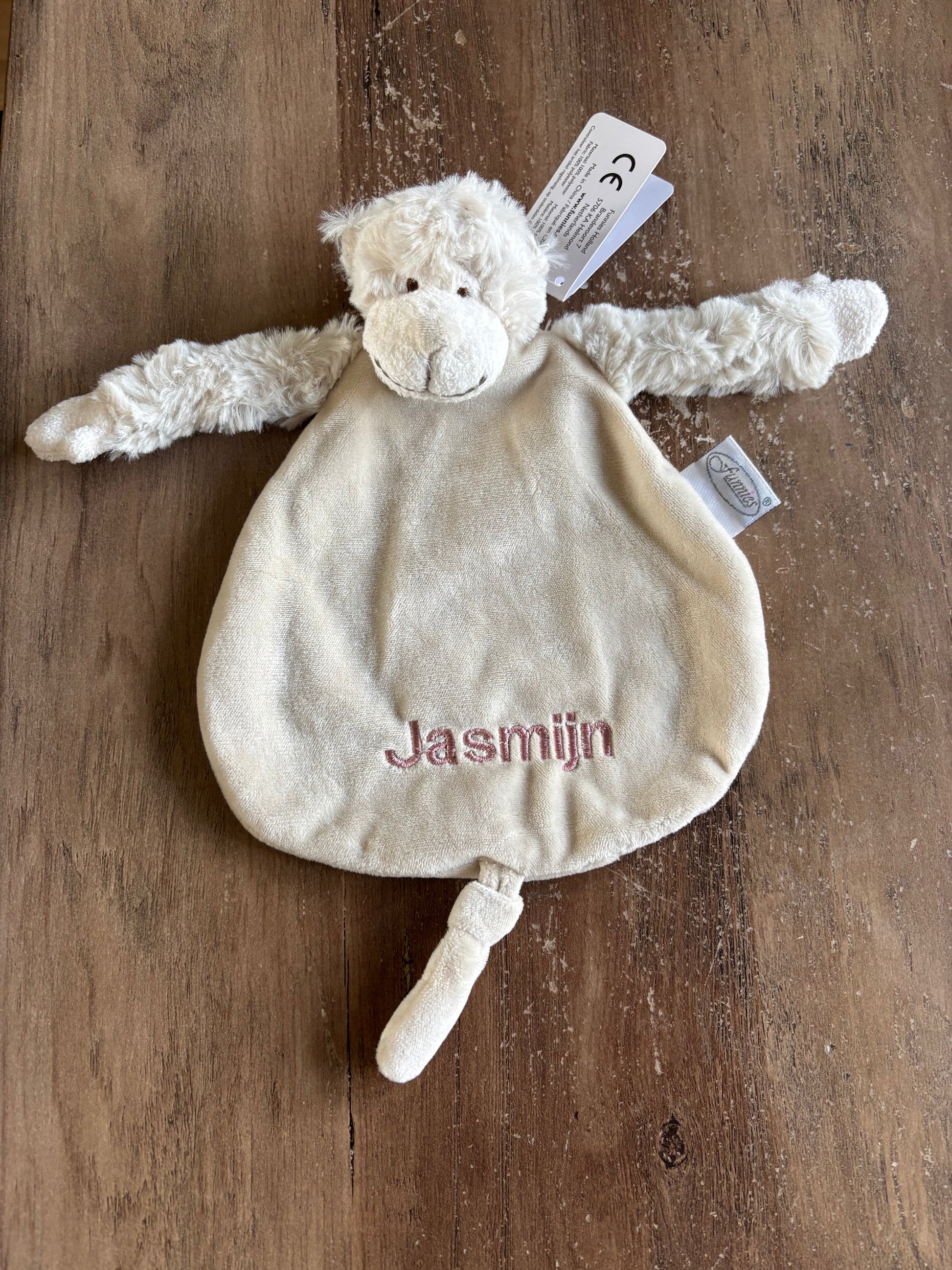 Tutdoekje/knuffeldoekje slingeraapje met geborduurde naam ByMVcrafts