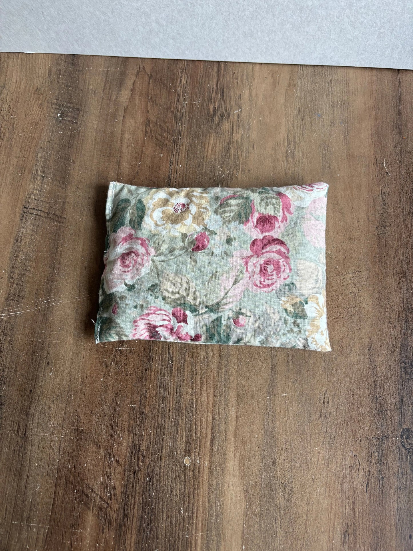 Kersenpit kussen Hand ByMVcrafts